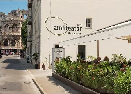 Отель Amfiteatar 3*