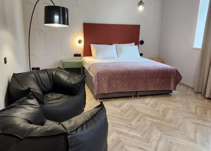 Amfiteatar Szálloda 3*