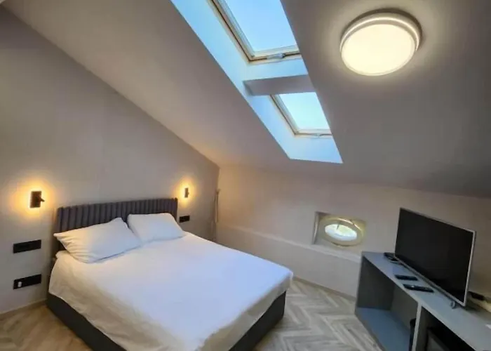 Amfiteatar Szálloda 3*