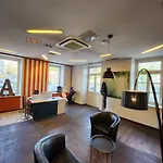 ホテル アンフィテアター 3*