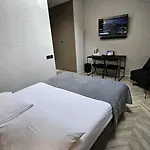 アンフィテアター ホテル 3*