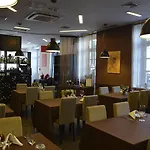 アンフィテアター ホテル