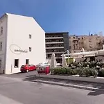 アンフィテアター ホテル プーラ