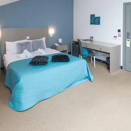 ホテル アンフィテアター