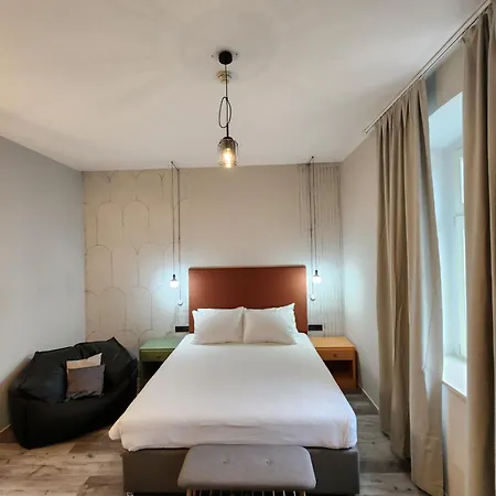 Hotell Amfiteatar 3*