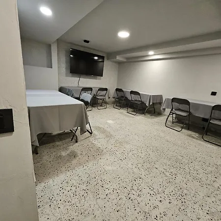 阿姆费提塔酒店 酒店