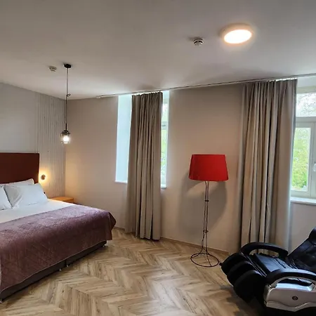 アンフィテアター ホテル