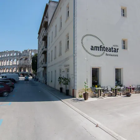 Otel Amfiteatar Pula