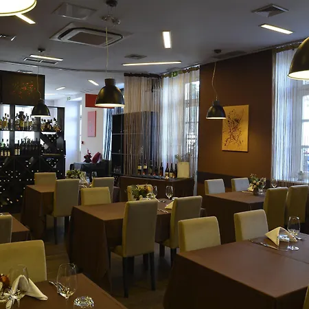 Amfiteatar Hotell