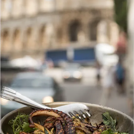 アンフィテアター 3*