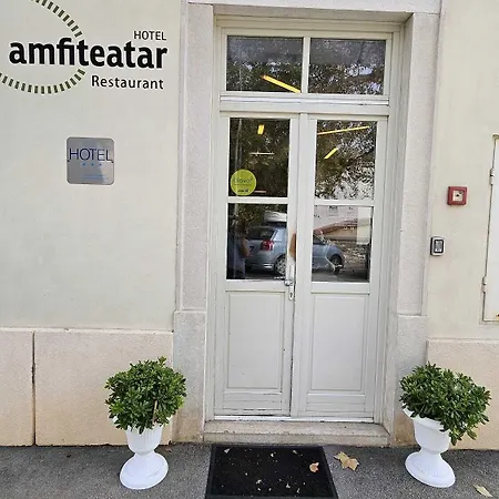 Hotel Amfiteatar 3* Pula