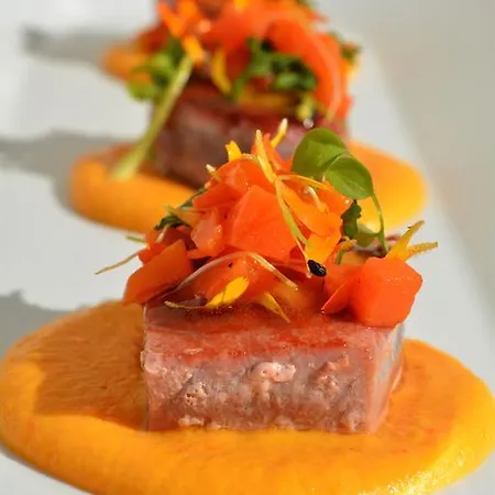 アンフィテアター 3*