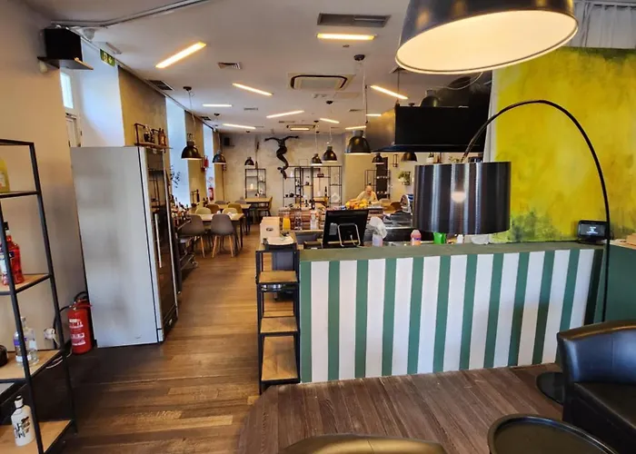 酒店 阿姆费提塔酒店 3*