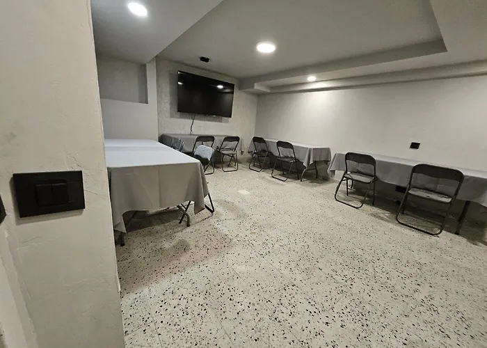 阿姆费提塔酒店 酒店