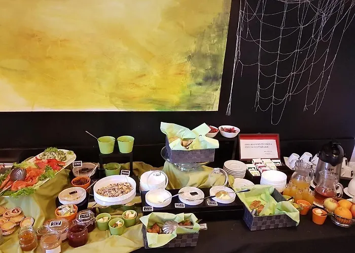 阿姆费提塔酒店