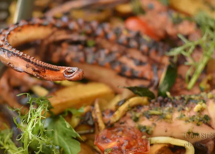 מלון Amfiteatar פולה