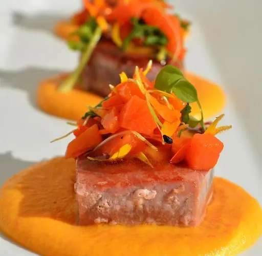 阿姆费提塔酒店 3*