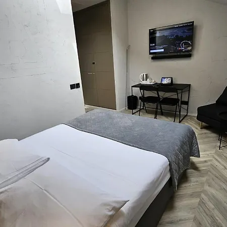 Amfiteatar Hotell 3*