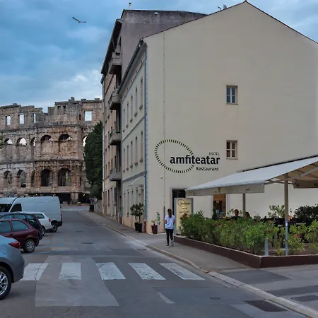 Hotell Amfiteatar Pula