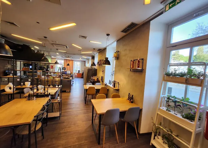 Hotel Amfiteatar 3* Pula